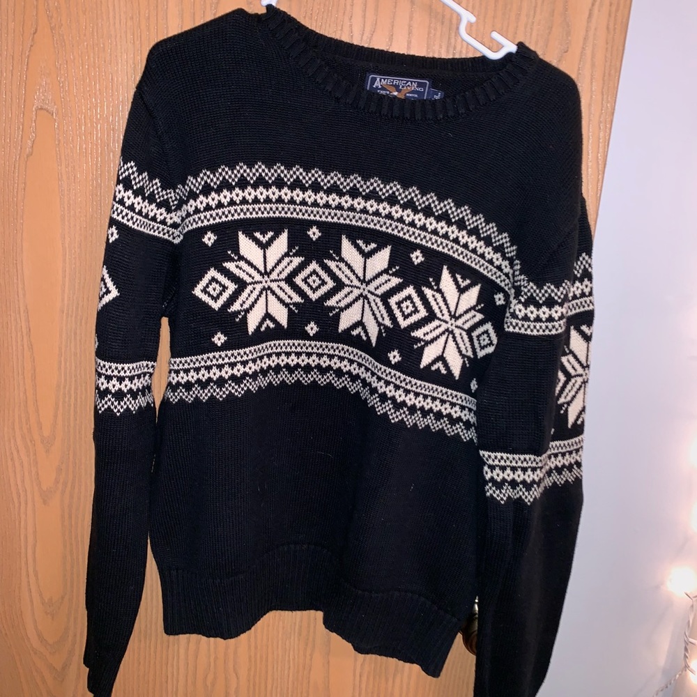 TRENDY Oversized Holiday Black & White Sweater